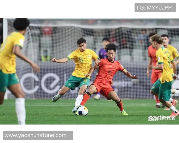 全球顶级足球联赛激战正酣 球迷热情高涨 球队争夺荣誉和荣耀 全球顶级足球联赛激战正酣 球迷热情高涨 球队争夺荣誉和荣耀