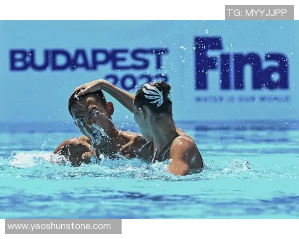 游泳动作解析与技巧提升:从蛙泳到蝶泳的全面技巧与训练方法 游泳动作解析与技巧提升:从蛙泳到蝶泳的全面技巧与训练方法