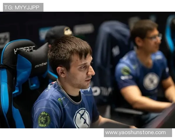 DOTA2战术解析：FPX战队如何构建高效防守体系与应对策略